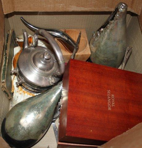 Kettle on stand, wire funnel, vases, 2 jugs, plates etc etc(-)